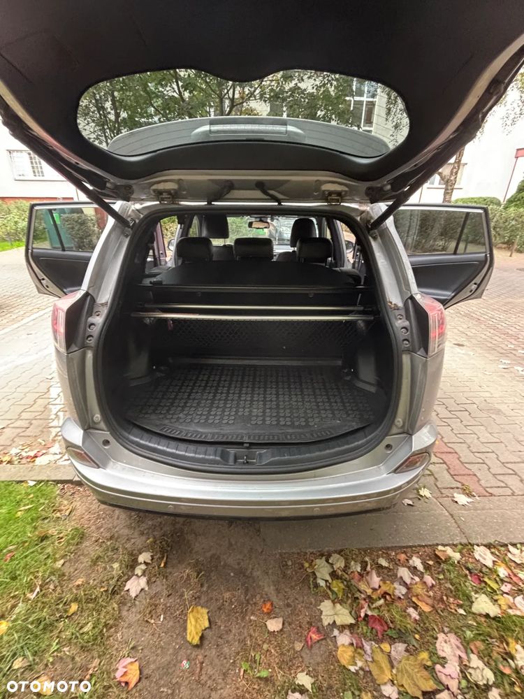 Toyota RAV4 Hybrid Selection 4x4 - 11