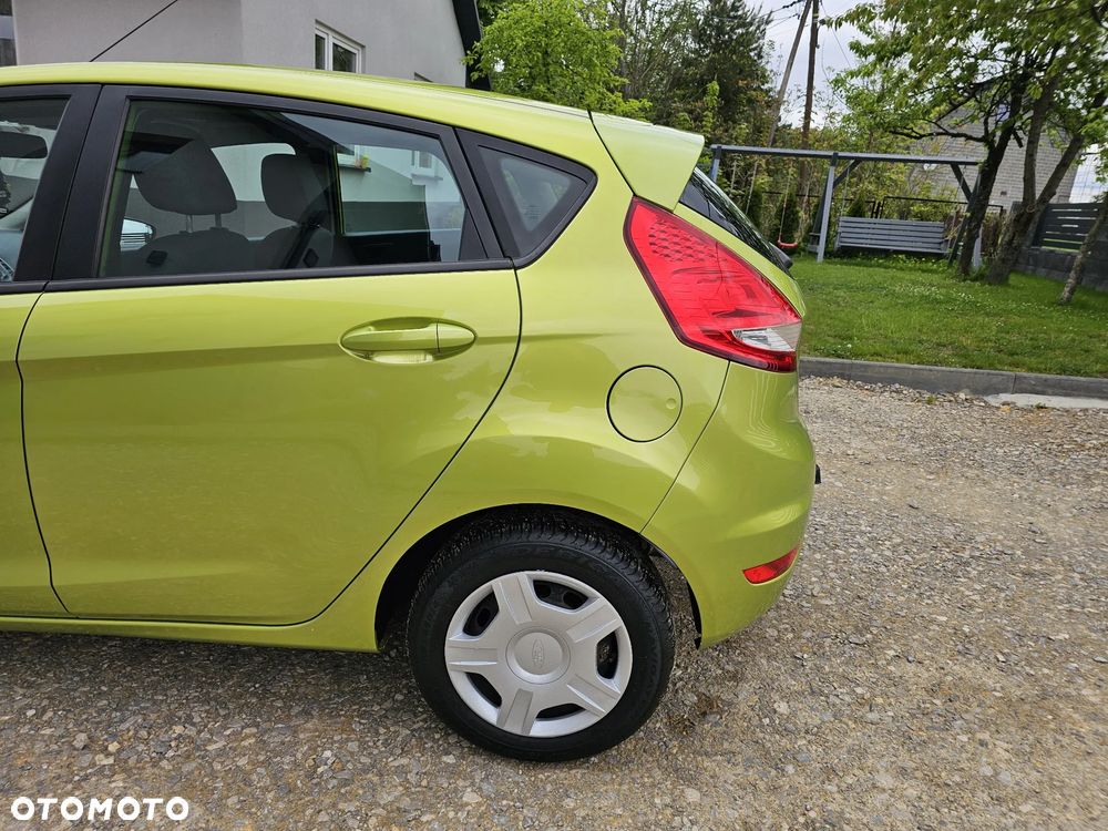 Ford Fiesta - 34