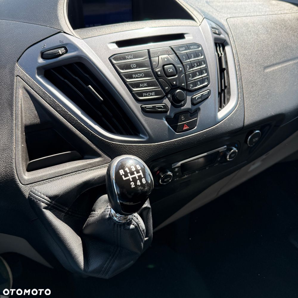 Ford Tourneo Custom 2.0 TDCi L1 Titanium - 21