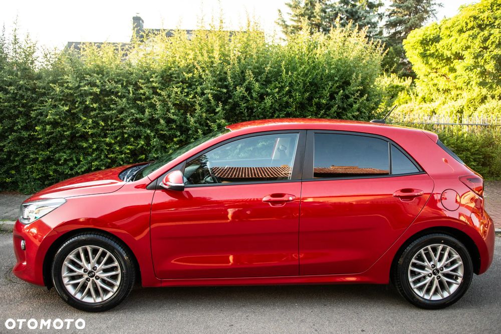 Kia Rio 1.4 Edition 7 - 11