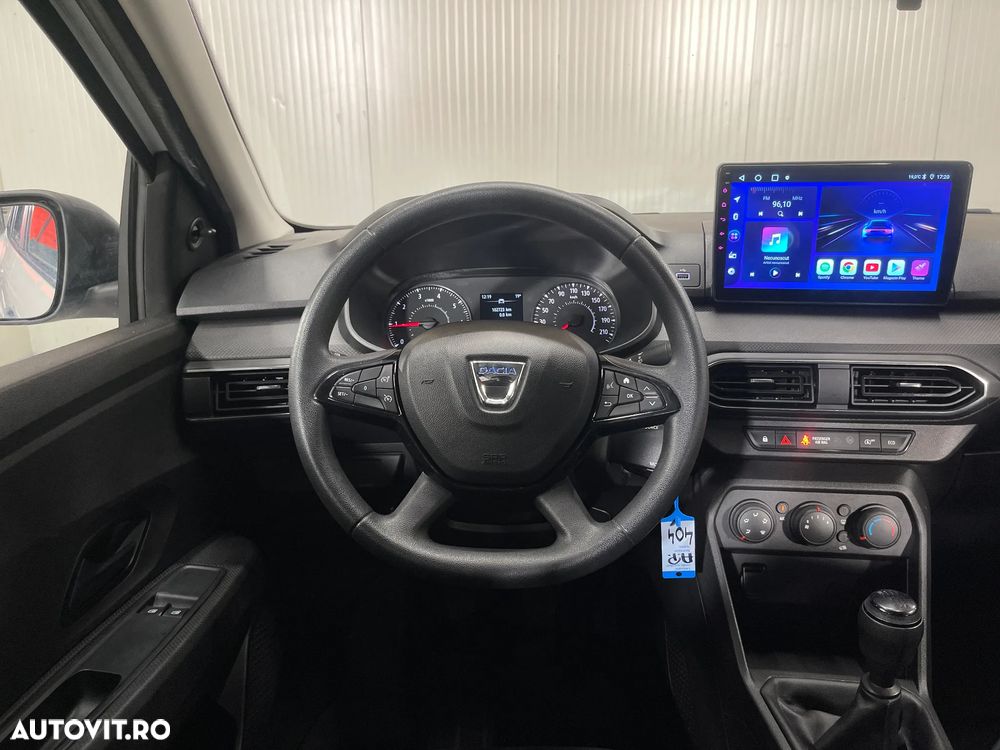 Dacia Logan TCe 90 Essential - 7