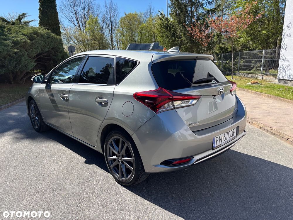 Toyota Auris 1.2 Turbo Executive - 29