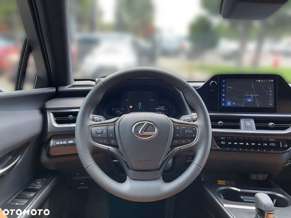 Lexus UX 300h Business - 7