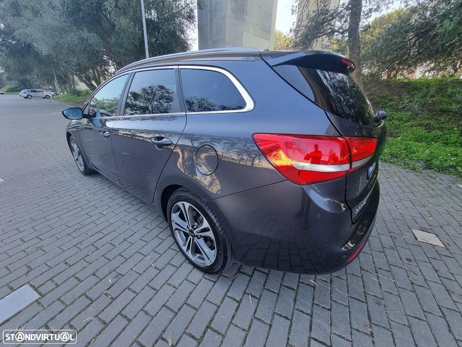 Kia Ceed SW 1.6 CRDi GT Line - 9