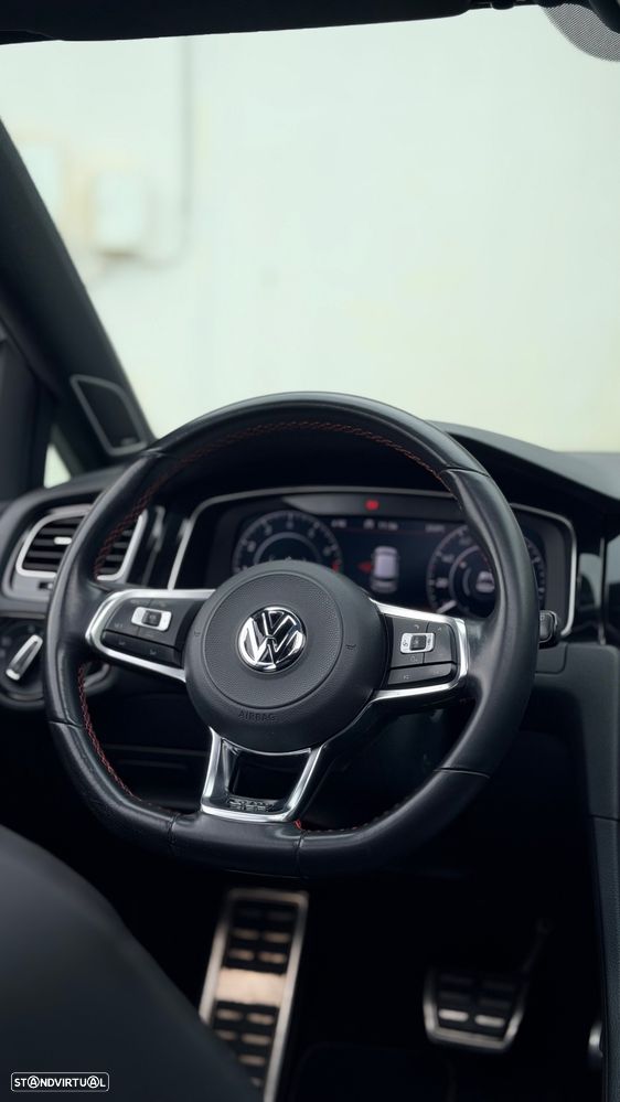 VW Golf 2.0 TSI GTI DSG Performance - 14