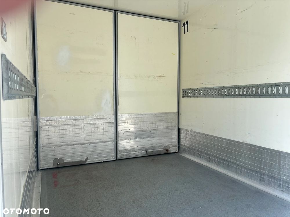 Iveco IVECO DAILY CHŁODNIA KONTENER PODWOZIE DO ZABUDOWY WYWROT KIPER KILKANAŚCIE SZTUK DUZY WYBÓR 35C13,,35C14,35C15,35C16 - 8