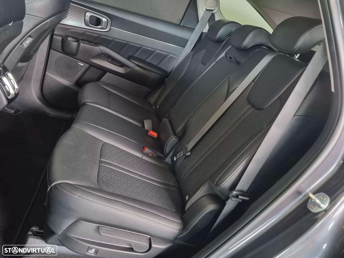 Kia Sorento 1.6 T-GDI HEV Concept - 43