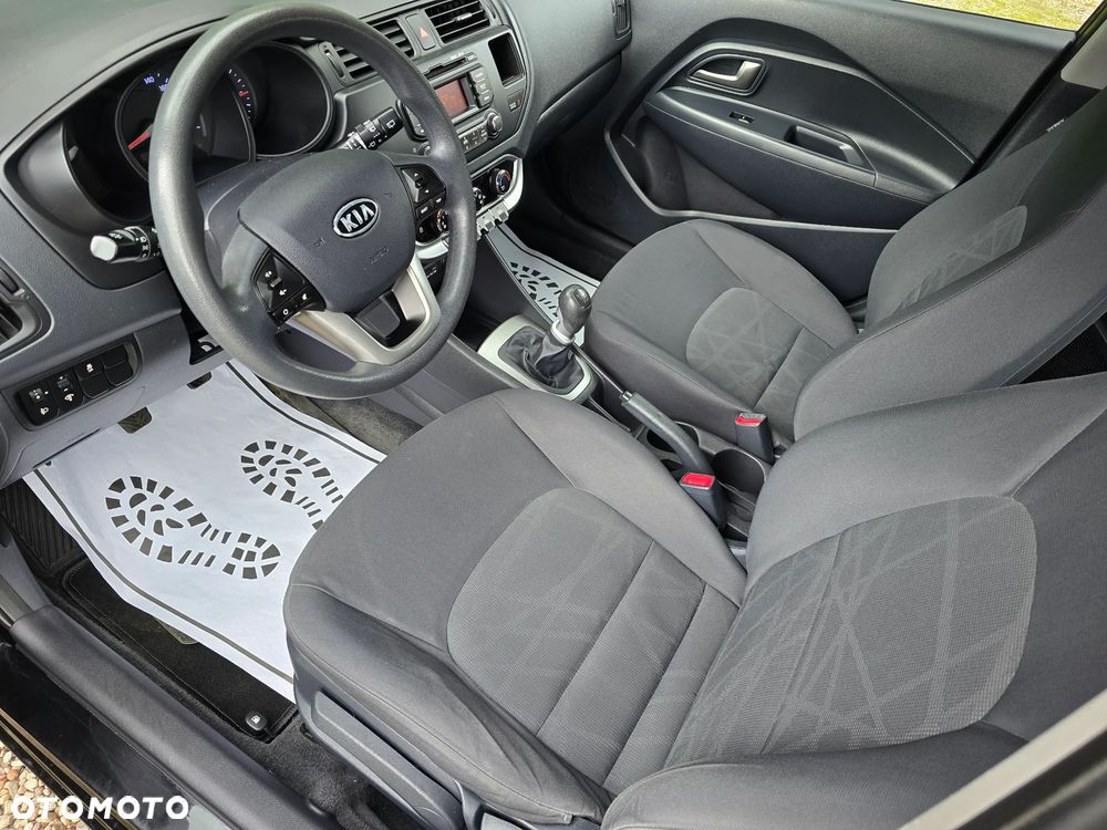 Kia Rio 1.4 Edition 7 - 14