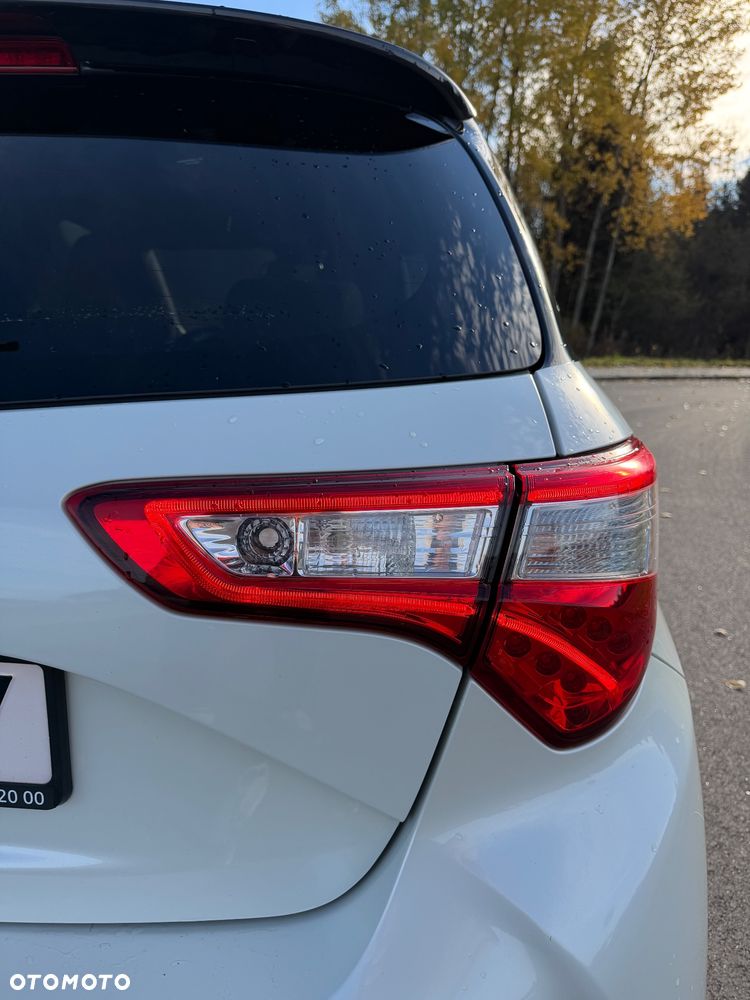 Toyota Yaris - 8