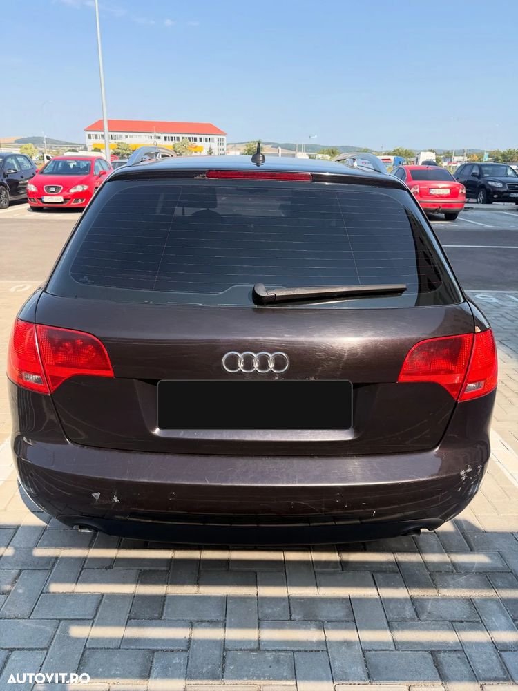 Audi A4 Limuzina 2.0 TDI B8 - 4