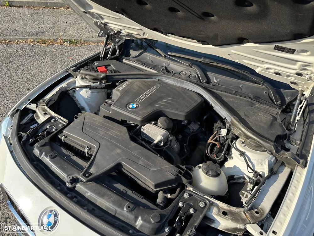 BMW 328 i Aut. Modern Line - 16