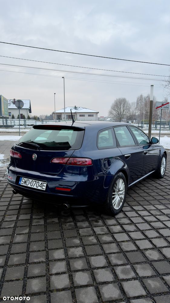 Alfa Romeo 159 2.4 JTDM 20V DPF Q-Tronic Turismo - 9