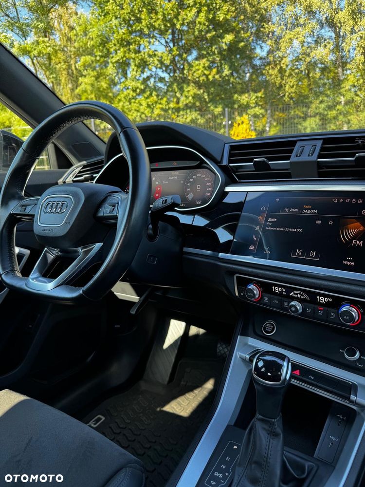 Audi Q3 Sportback - 11