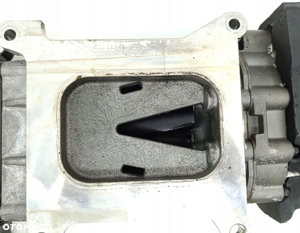 SPRĘŻARKA KOMPRESOR POWIETRZA VW GOLF VI 1.4 TSI 03C276 - 4