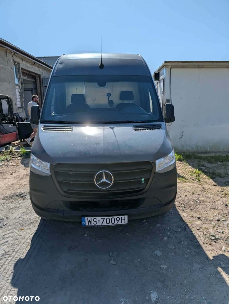Mercedes-Benz Sprinter - 9