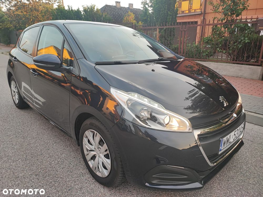 Peugeot 208 - 24