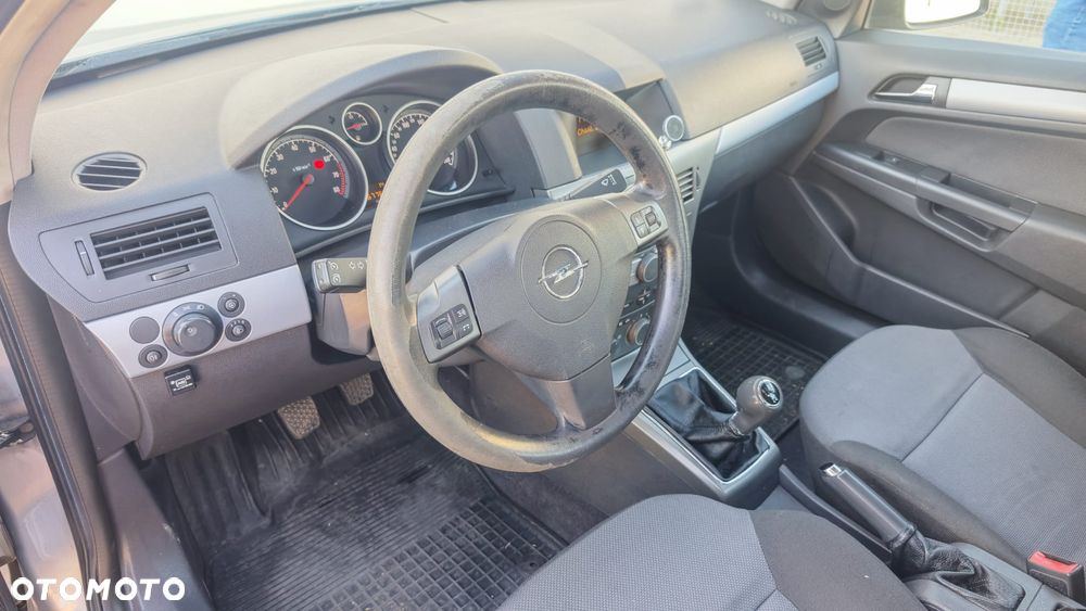 Opel Astra 1.6 - 8
