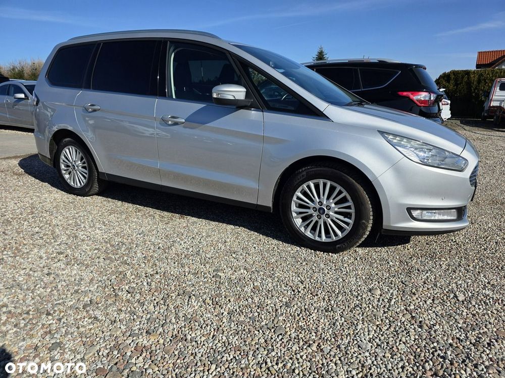Ford Galaxy - 12