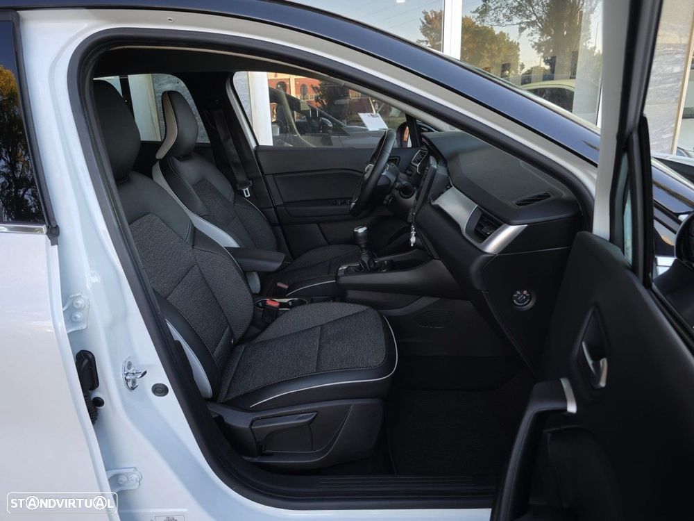 Renault Captur 1.0 TCe Techno Bi-Fuel - 16