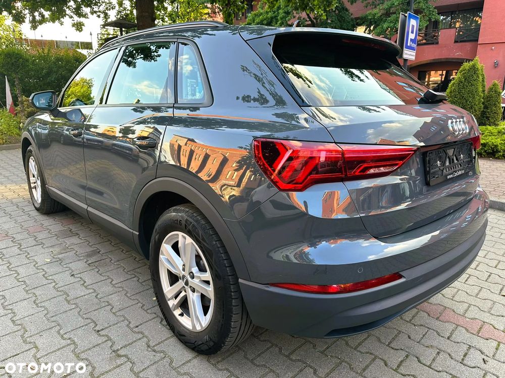 Audi Q3 2.0 TDI S tronic design - 3