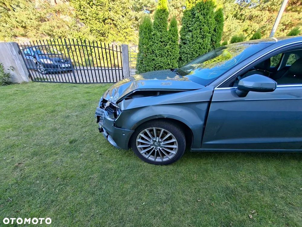 Audi A3 Sportback 1.6 TDI design - 6