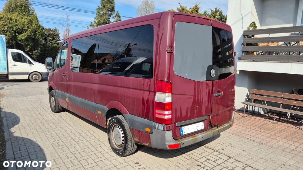 Mercedes-Benz Sprinter - 2