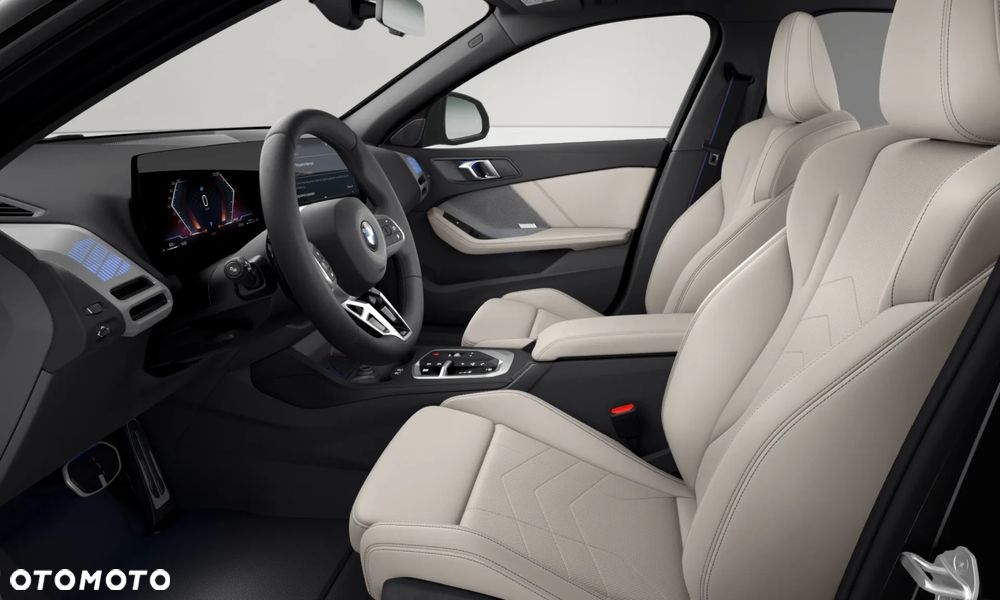 BMW Seria 1 120d mHEV - 11