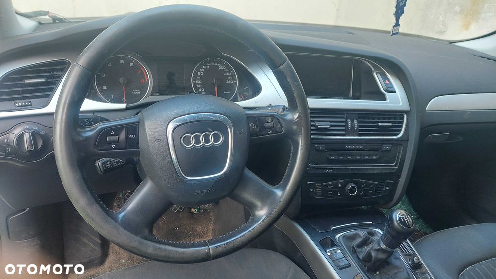 Audi A4 Avant - 3