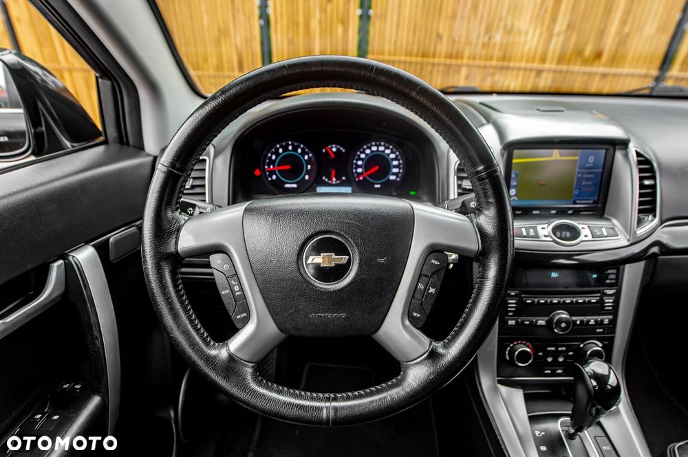 Chevrolet Captiva - 25