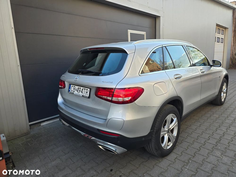 Mercedes-Benz GLC 300 e 4-Matic - 5