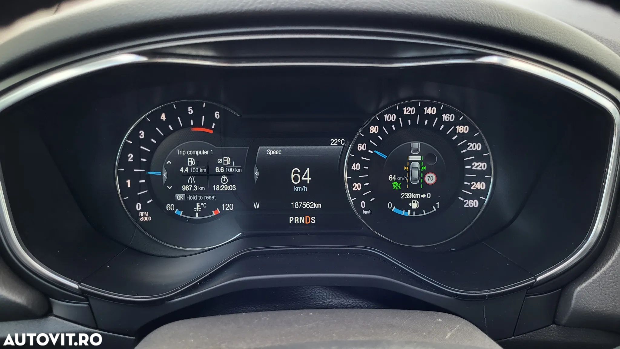 Ford Mondeo Turnier 2.0 TDCi Start-Stopp PowerShift-Aut Titanium - 35