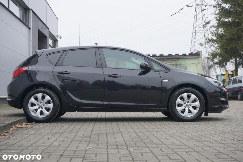 Opel Astra 1.4 Turbo Cosmo - 13