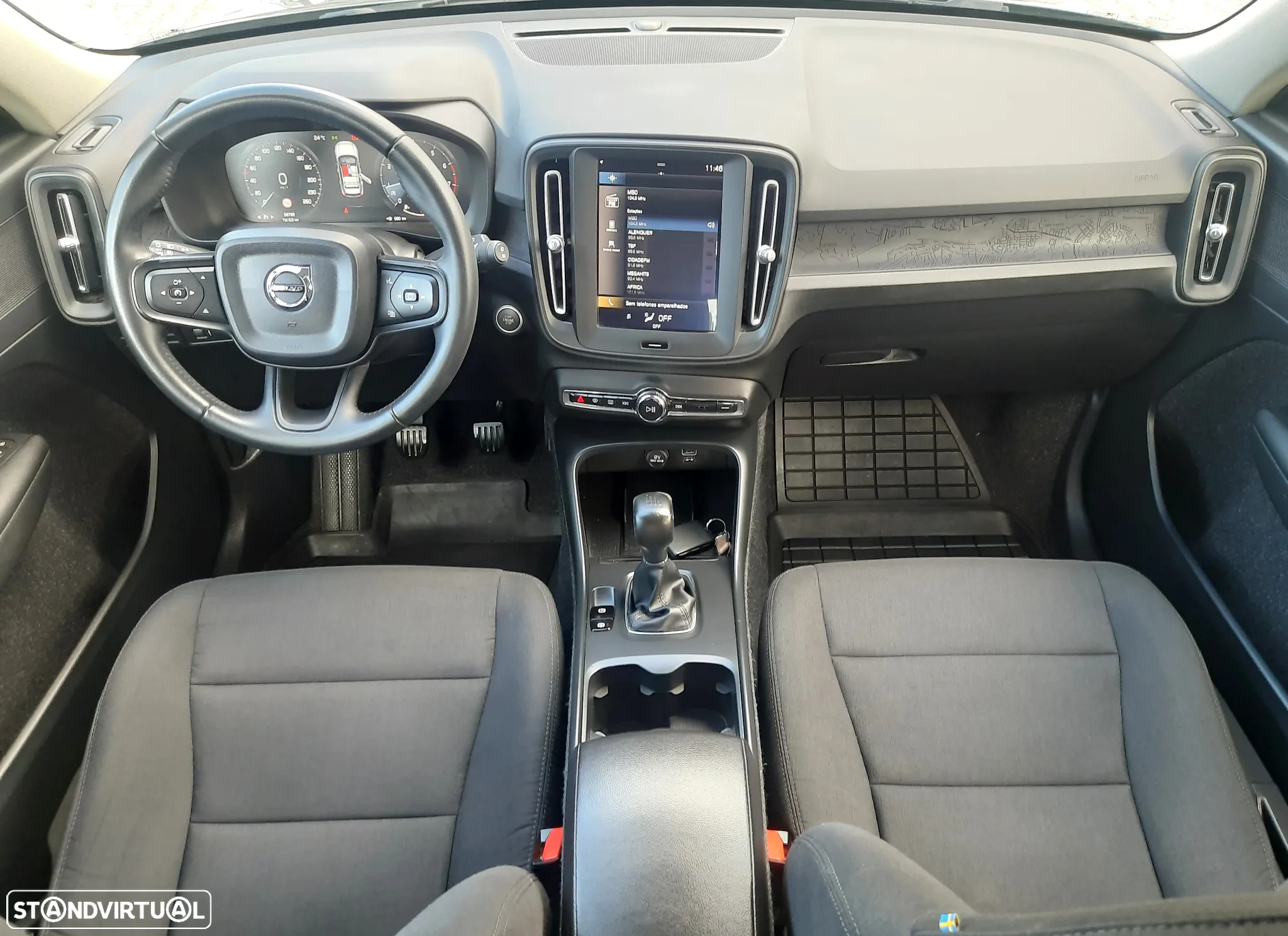 Volvo XC 40 1.5 T3 Tech Edition - 19