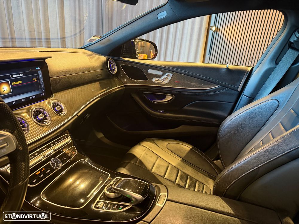 Mercedes-Benz CLS 400 d 4Matic 9G-TRONIC AMG Line - 24