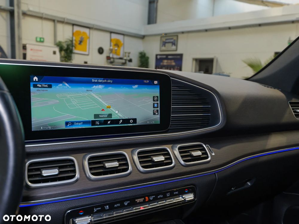 Mercedes-Benz GLE 300 d 4Matic 9G-TRONIC AMG Line - 27