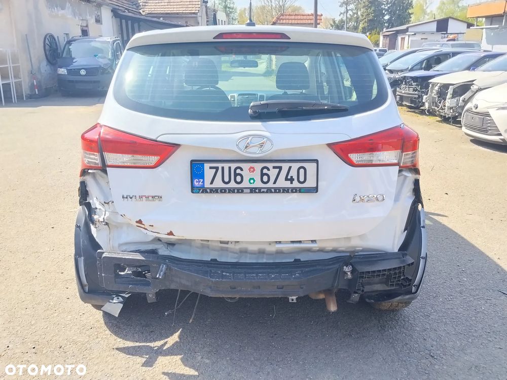 Hyundai ix20 1.4 Classic - 13