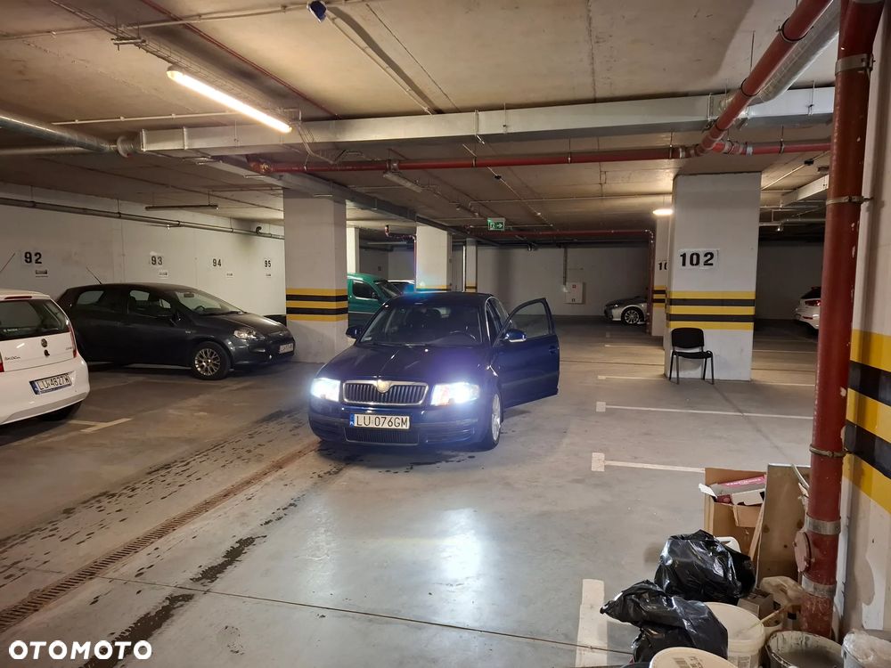 Skoda Superb 2007 photo 3