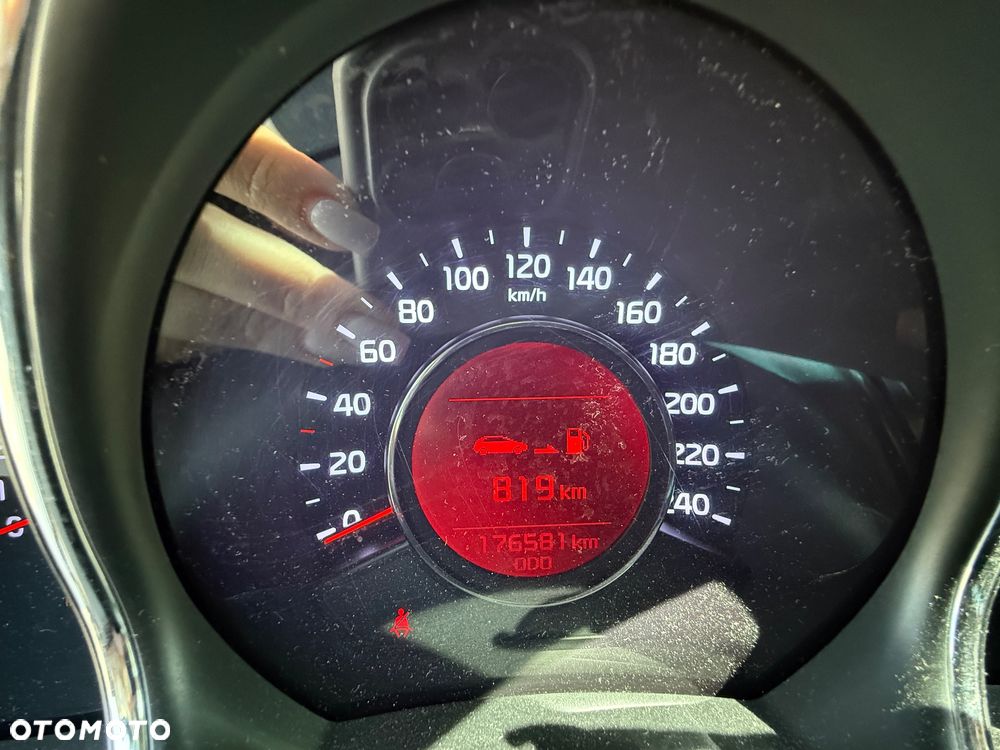 Kia Ceed 1.6 GDI L Business Line - 8