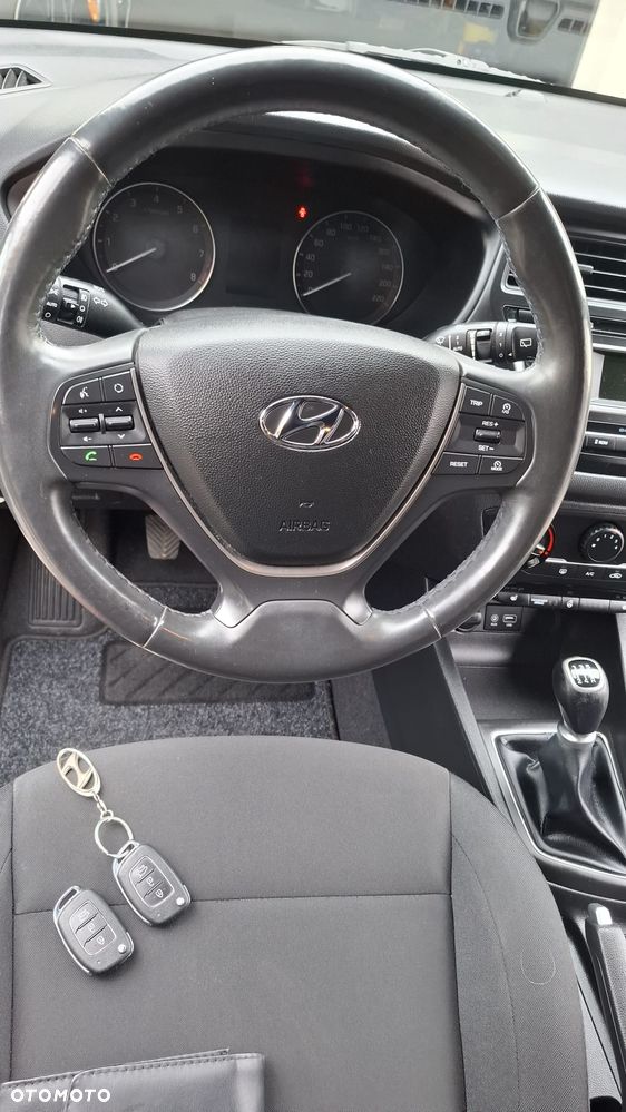 Hyundai i20 1.2 GO - 28