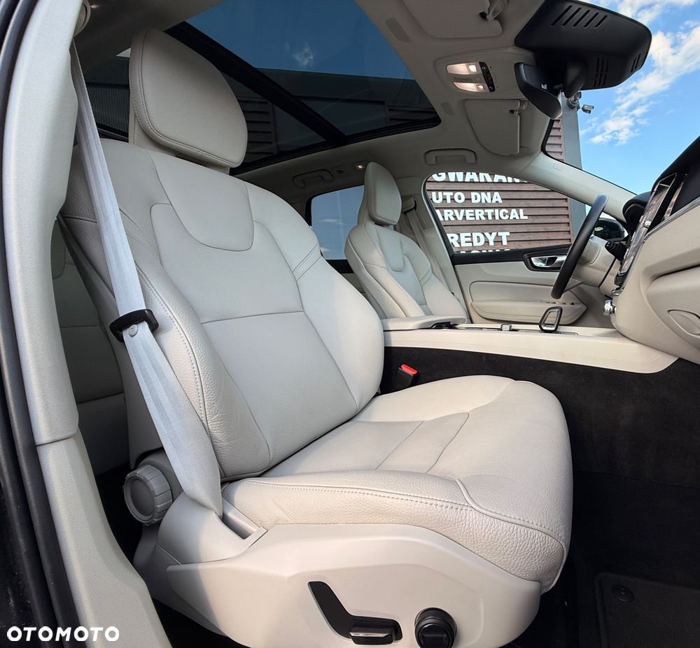 Volvo XC 60 B4 B Plus Bright - 21