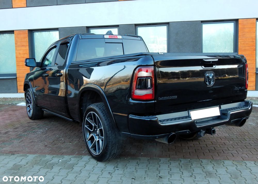 RAM 1500 5.7 Crew Cab Laramie - 11