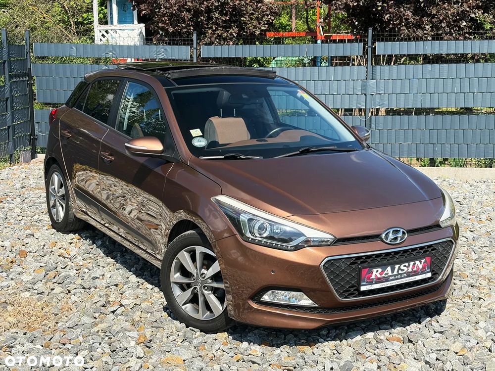 Hyundai i20 - 17