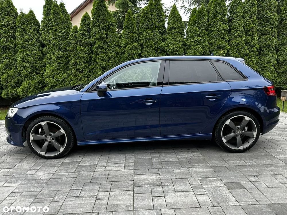 Audi A3 Sportback 1.6 TDI (clean diesel) S line Sportpaket - 4