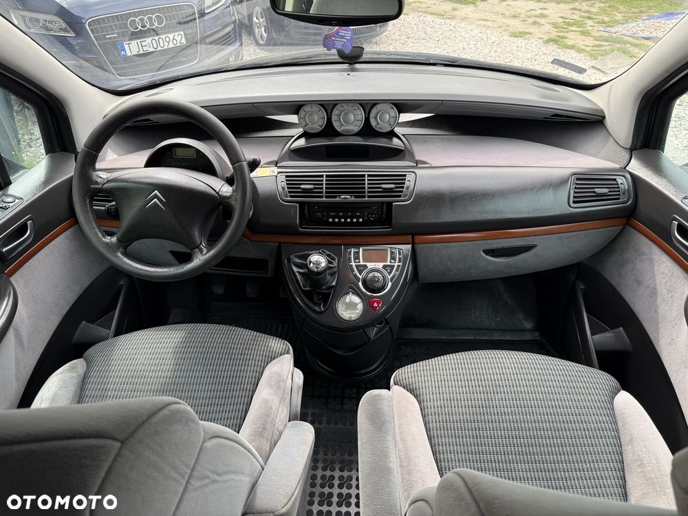Citroën C8 - 6