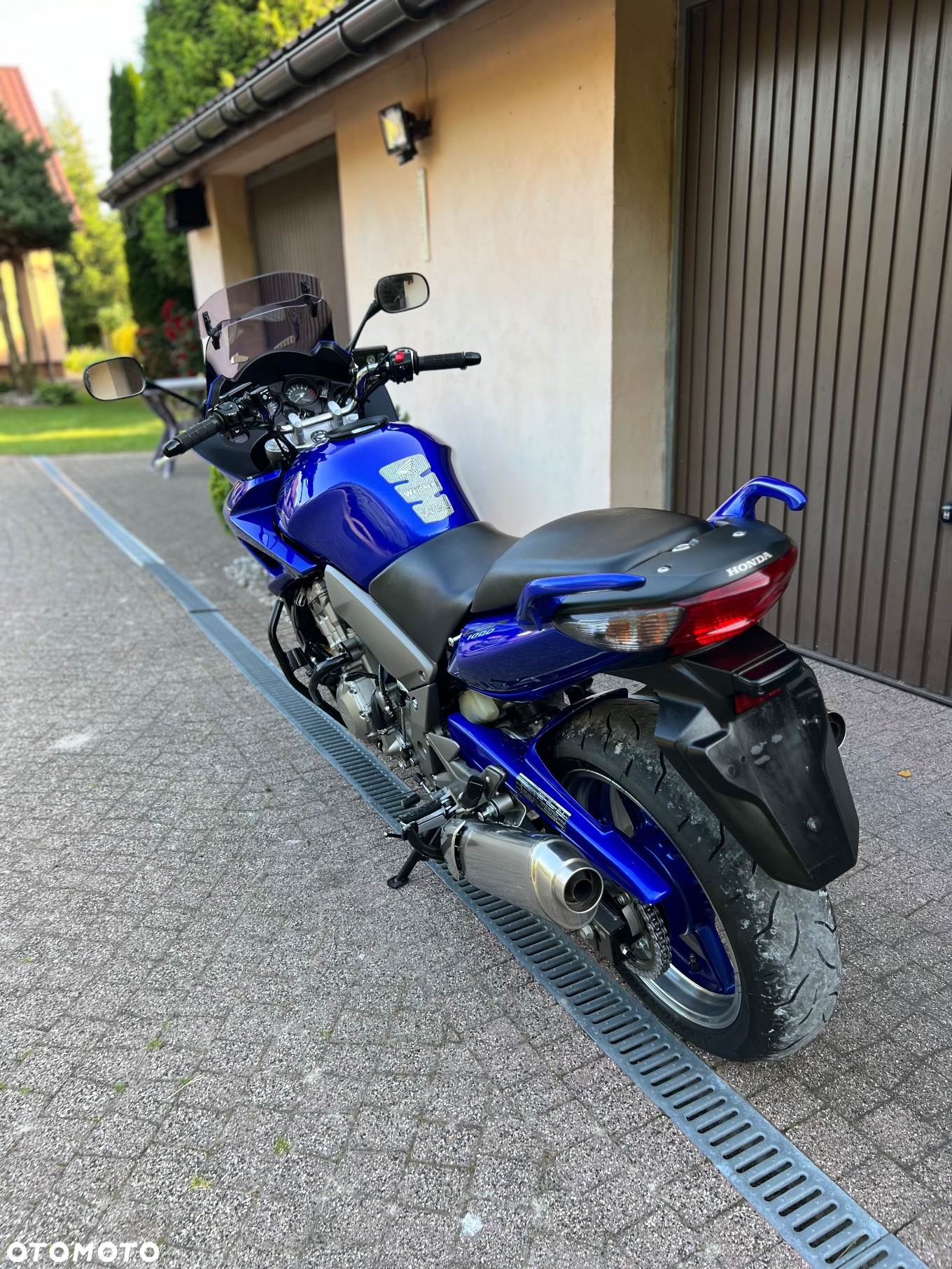 Honda CBF - 6