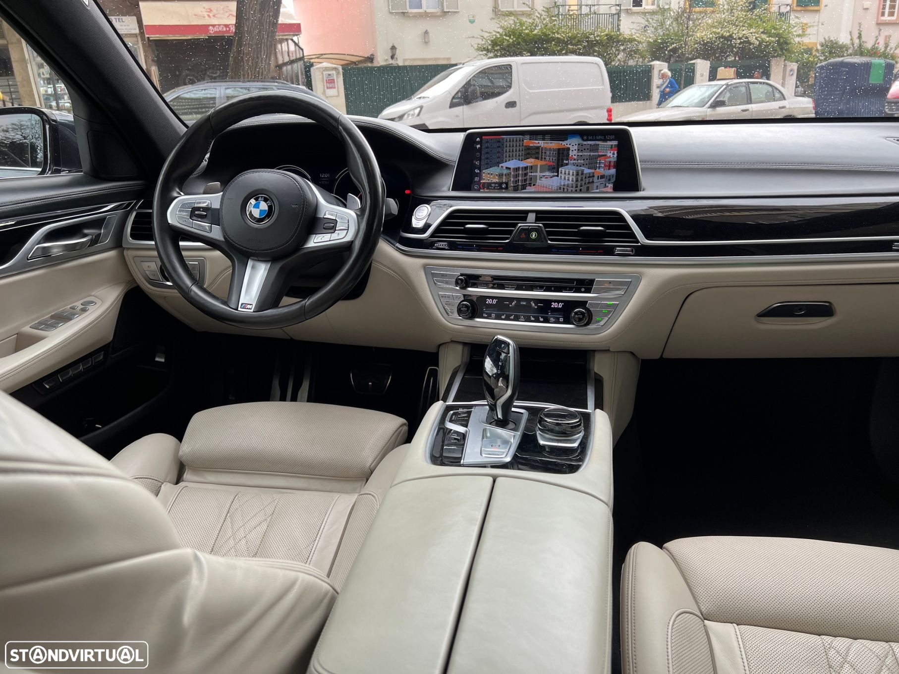 BMW 750 d xDrive - 15