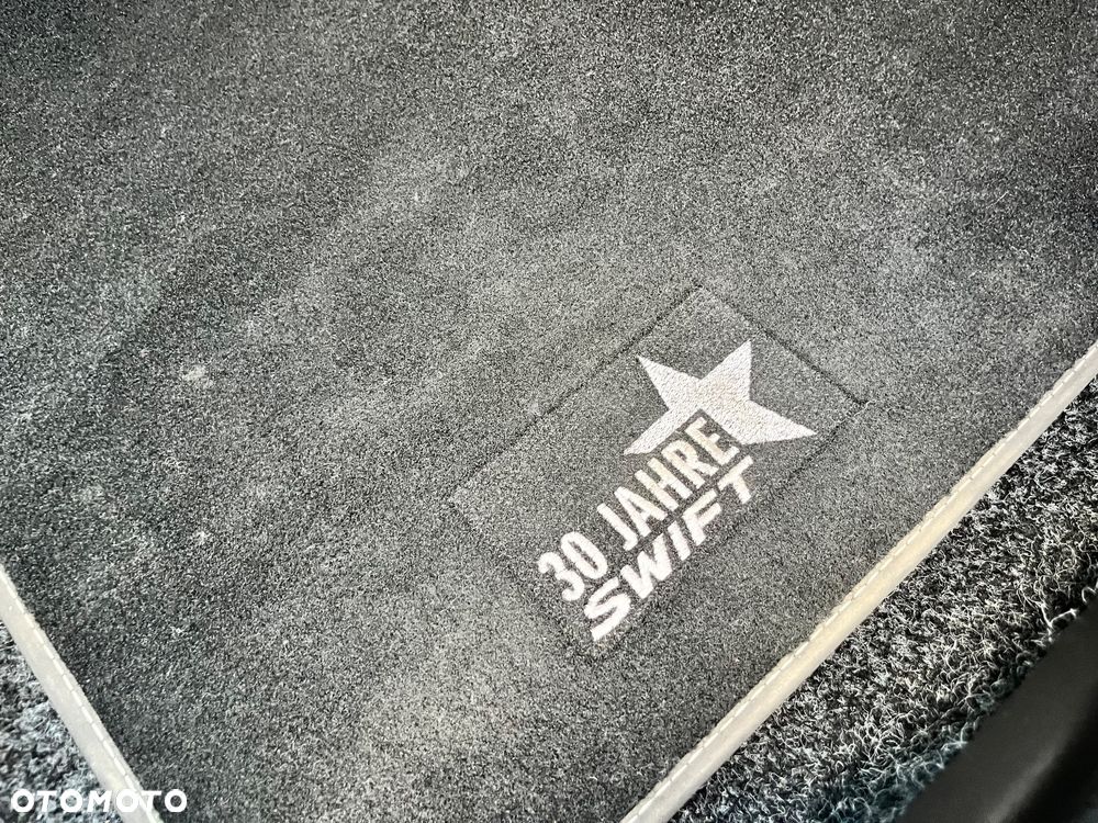 Suzuki Swift 1.2 30 Jahre - 13