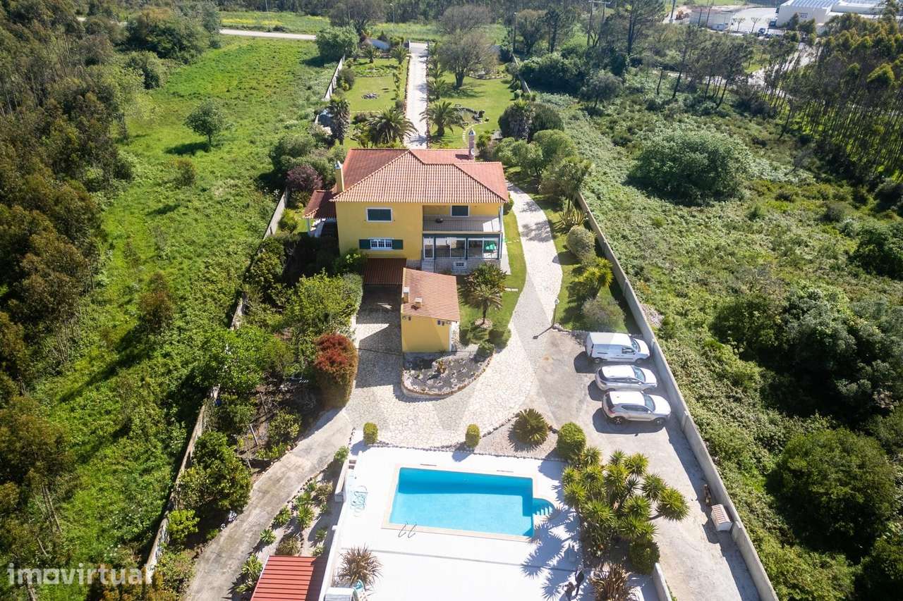 T5 COM PISCINA, TERRENO COM 15.570 m2 E VISTA DESLUMBRANTE EM MAFRA - Grande imagem: 4/58