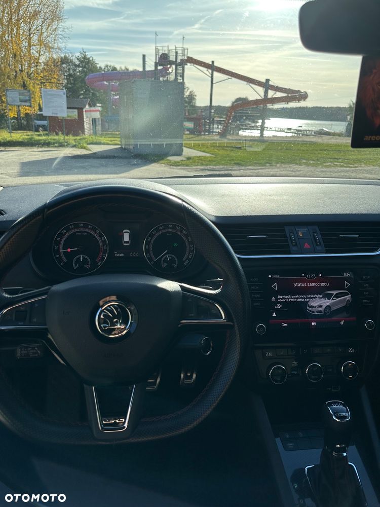 Skoda Octavia 2.0 TDI DSG RS - 11