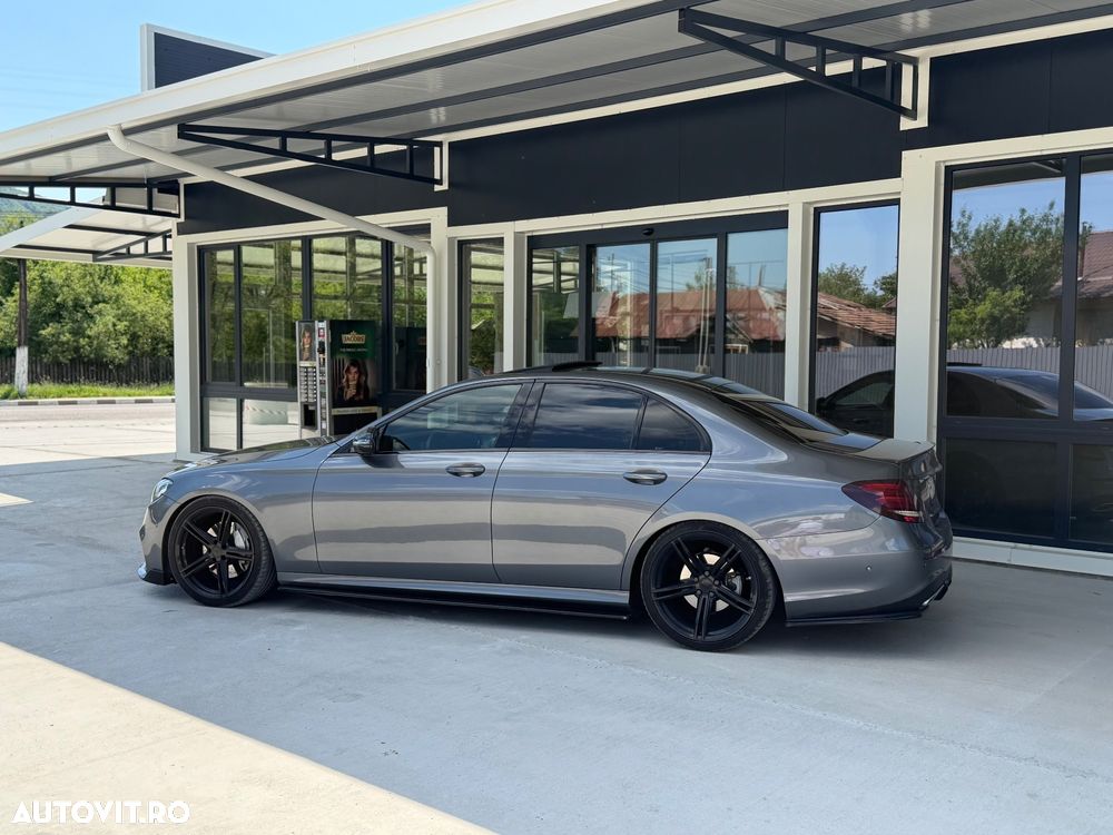 Mercedes-Benz E 220 d 4MATIC Aut. - 3